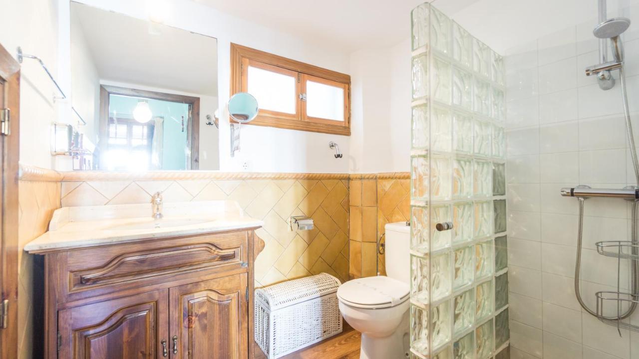 Acogedor Apartamento En Pleno Centro De Sevilla Luaran gambar